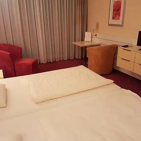 Gastehaus Am Rptc 3*