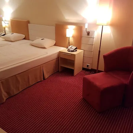 Отель Gastehaus Am Rptc Мюнхен