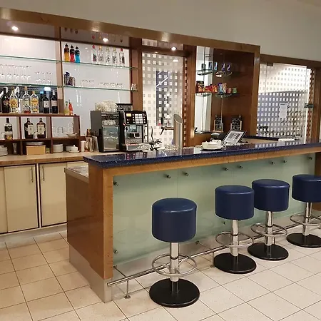 Gastehaus Am Rptc Отель