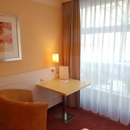 Gastehaus Am Rptc Hotel